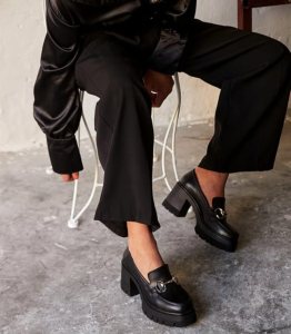 Дамски мокасини MODERN SOLE, черна кожа