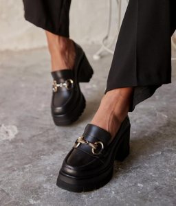 Дамски мокасини MODERN SOLE, черна кожа