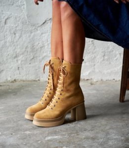 Дамски боти SILHOUETE BEIGE, бежов велур